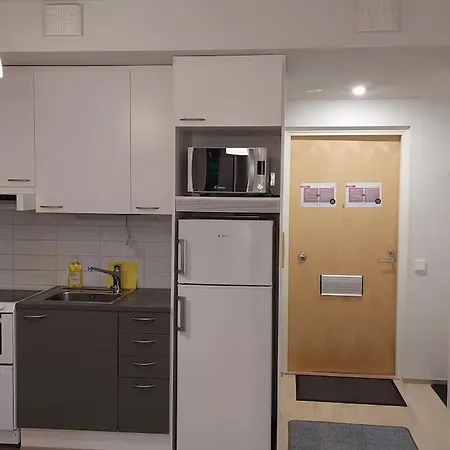 Location In Town Right Next To The Train Station And Free Parking Kotimaailma Апартаменты